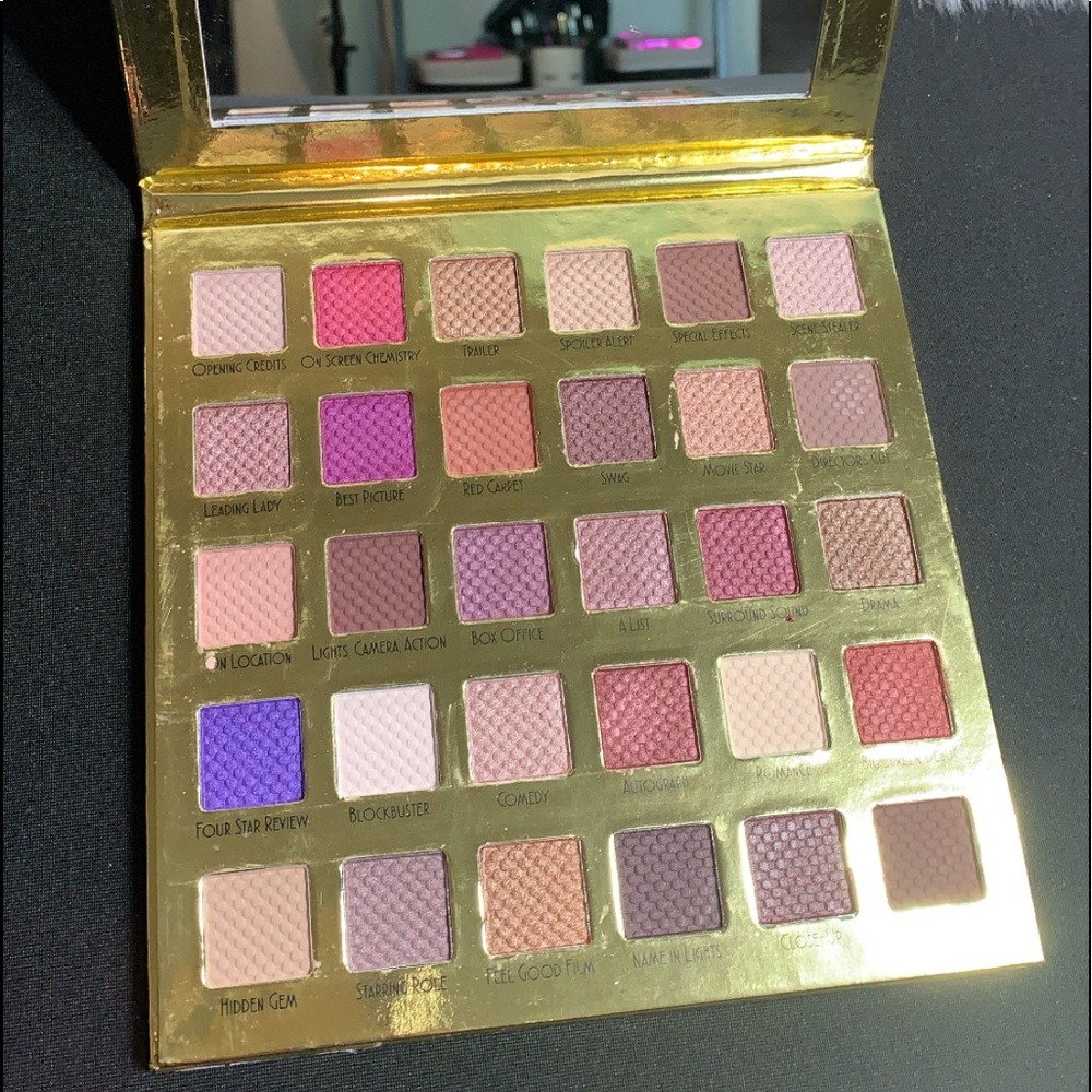 Eyeshadow palette